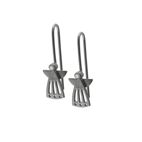 Heiring ørehængere i oxideret sterling sølv med åben skytsengel-motiv og zirkonia fra Heiring.